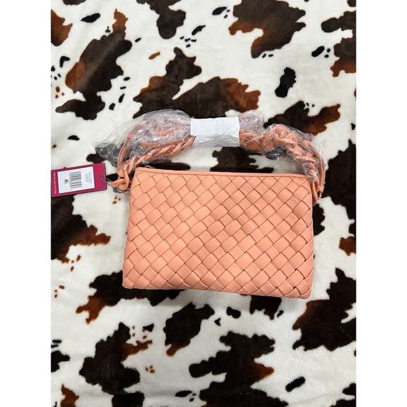 Vince Camuto Handbags - Vince Camuto Leather Crossbody with Chain and leather strap Orange
